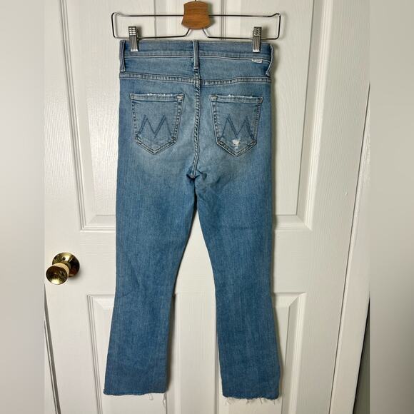 Mother Insider Crop Step Fray Jeans In Thrilling Shots 25 - Picture 5 of 10